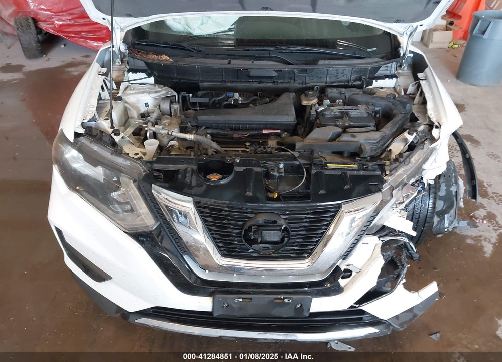 2018 NISSAN ROGUE S VIN: 5N1AT2MT0JC828685