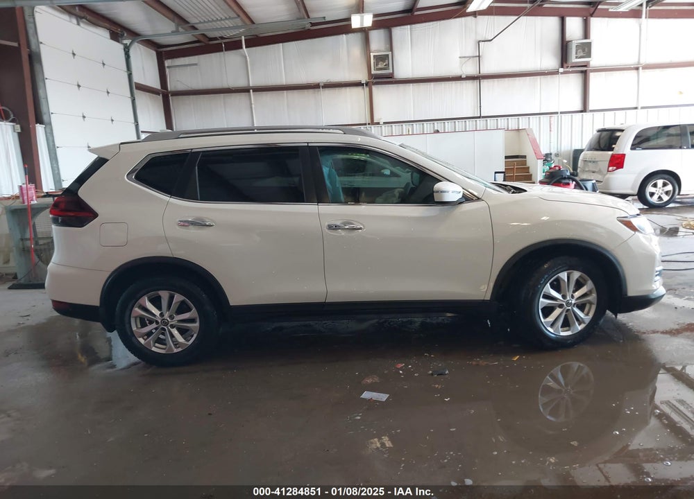 2018 NISSAN ROGUE S VIN: 5N1AT2MT0JC828685