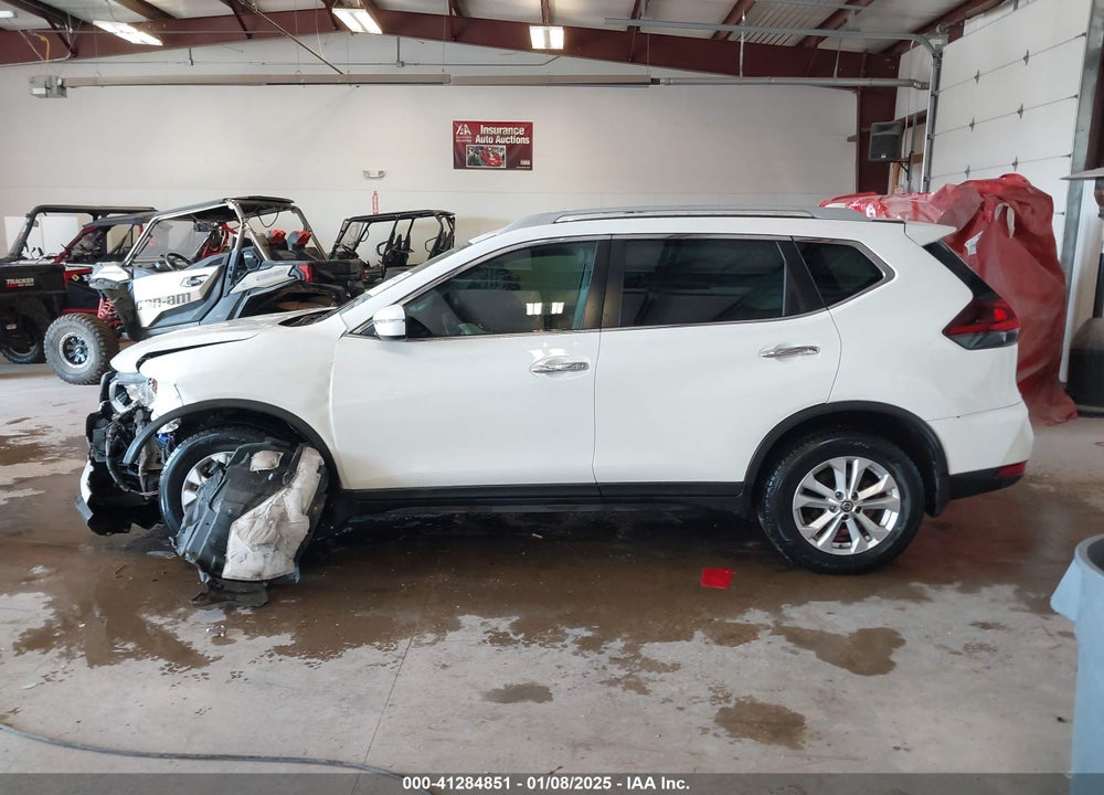2018 NISSAN ROGUE S VIN: 5N1AT2MT0JC828685