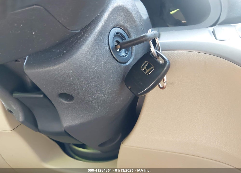 2010 HONDA ODYSSEY VIN: 5FNRL3H23AB044812