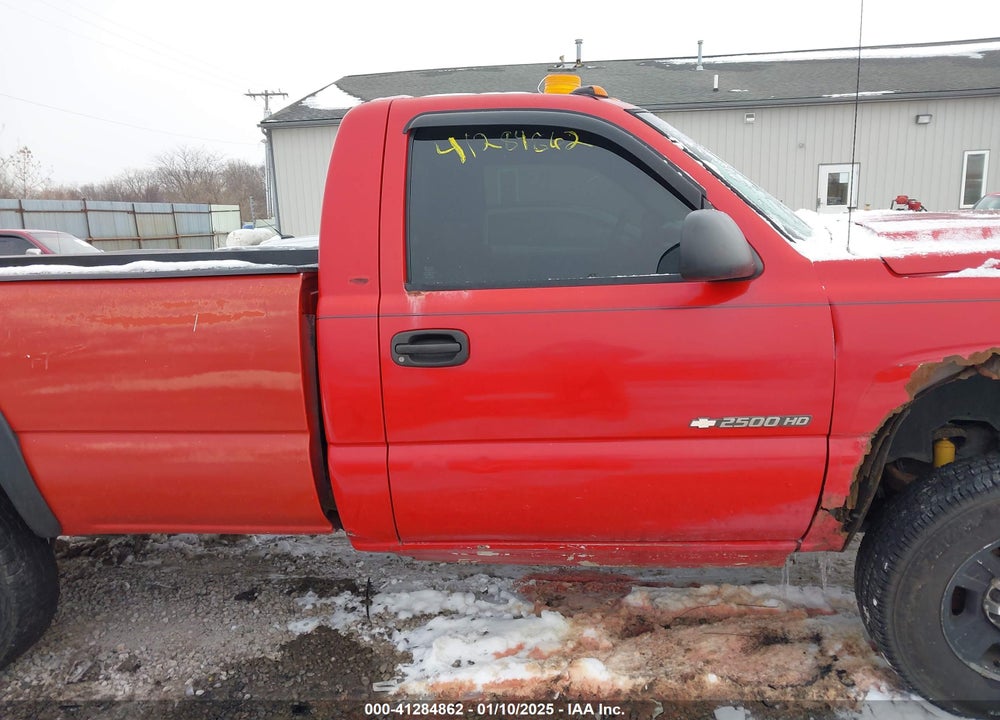 2005 CHEVROLET SILVERADO 2500HD WORK TRUCK VIN: 1GCHK24U95E257271