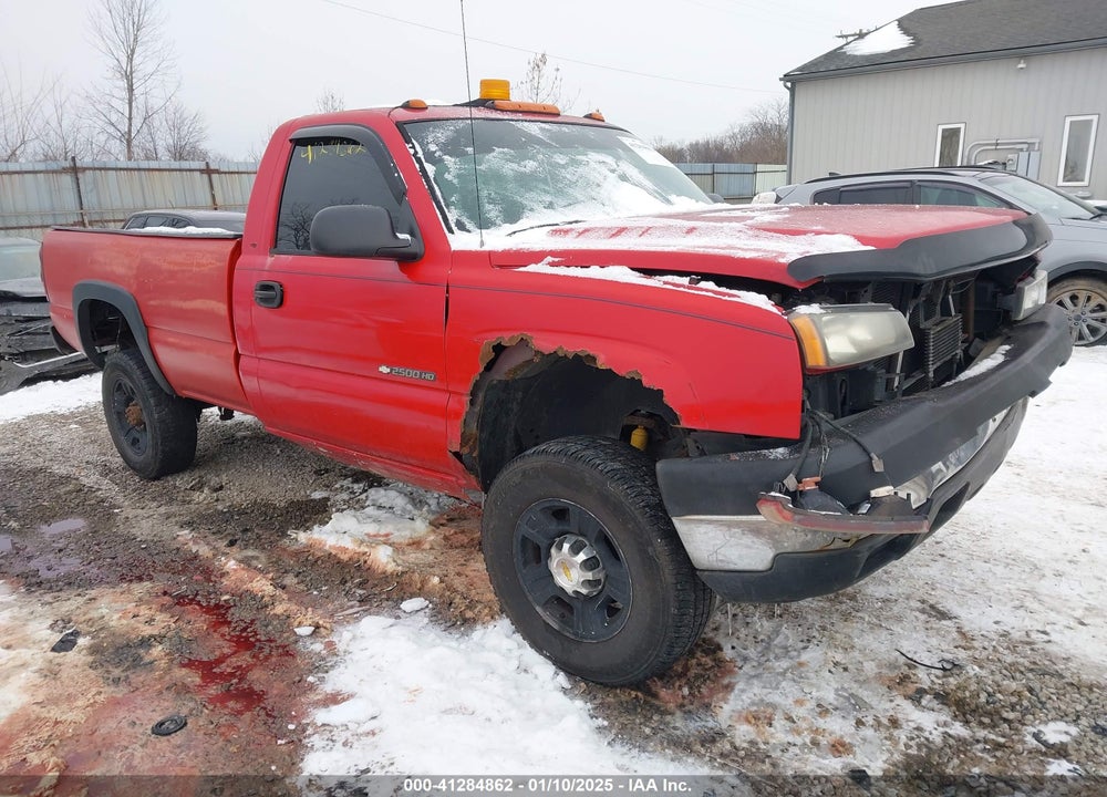 2005 CHEVROLET SILVERADO 2500HD WORK TRUCK VIN: 1GCHK24U95E257271