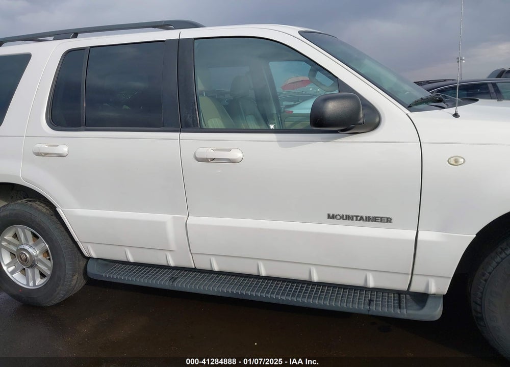 2002 MERCURY MOUNTAINEER VIN: 4M2ZU86E02ZJ29605