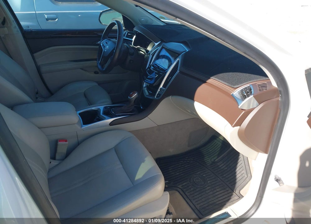 2014 CADILLAC SRX PREMIUM COLLECTION VIN: 3GYFNDE32ES640968