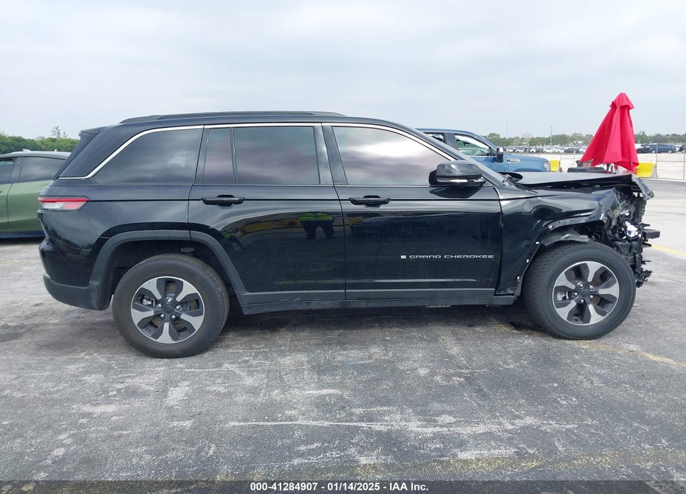 2024 JEEP GRAND CHEROKEE 4XE VIN: 1C4RJYB64RC115507