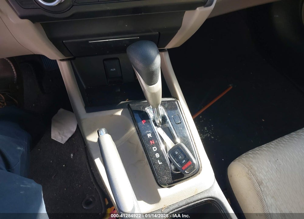 2015 HONDA CIVIC LX VIN: 2HGFB2F57FH504909