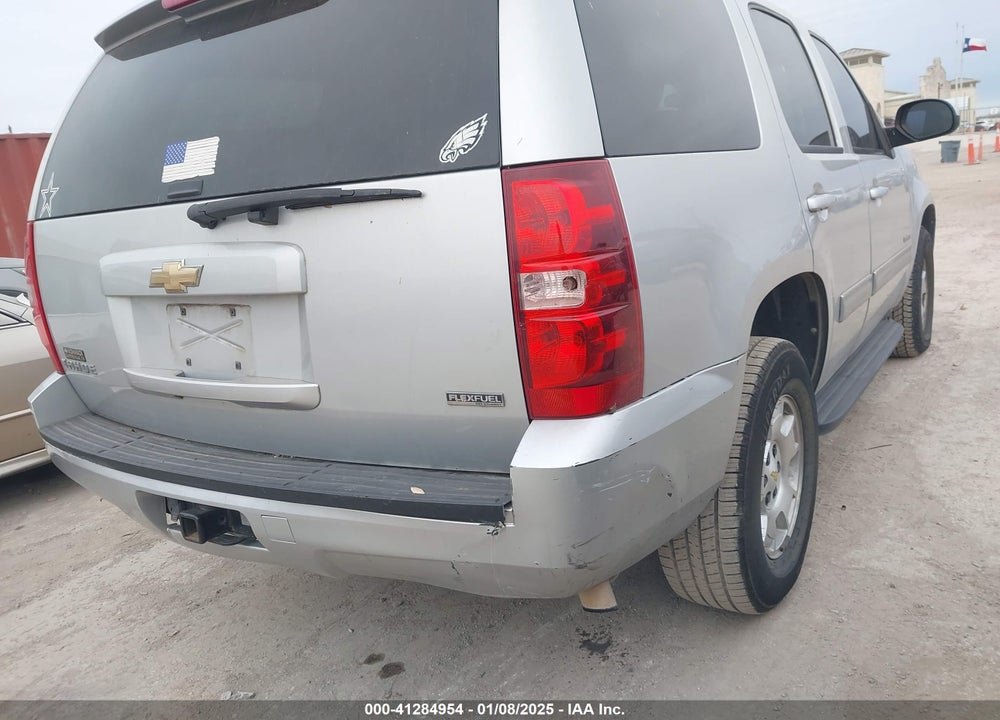 2011 CHEVROLET TAHOE LS VIN: 1GNSCAE02BR357961