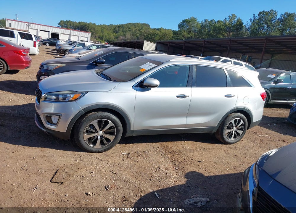 2017 KIA SORENTO 3.3L EX VIN: 5XYPH4A55HG192675