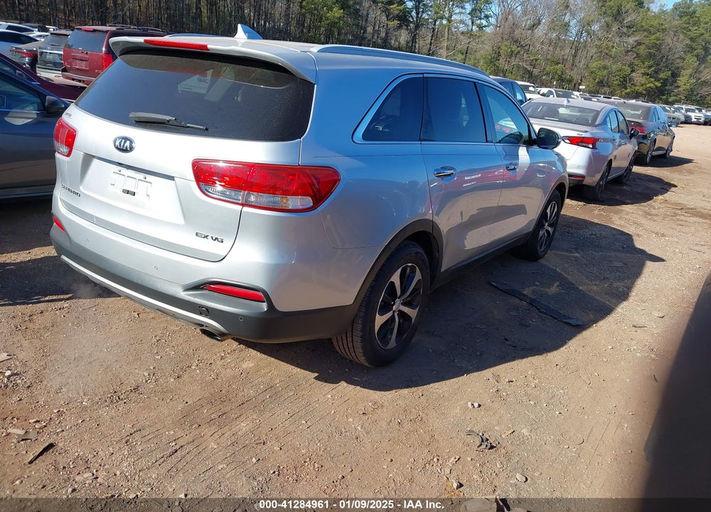 2017 KIA SORENTO 3.3L EX VIN: 5XYPH4A55HG192675