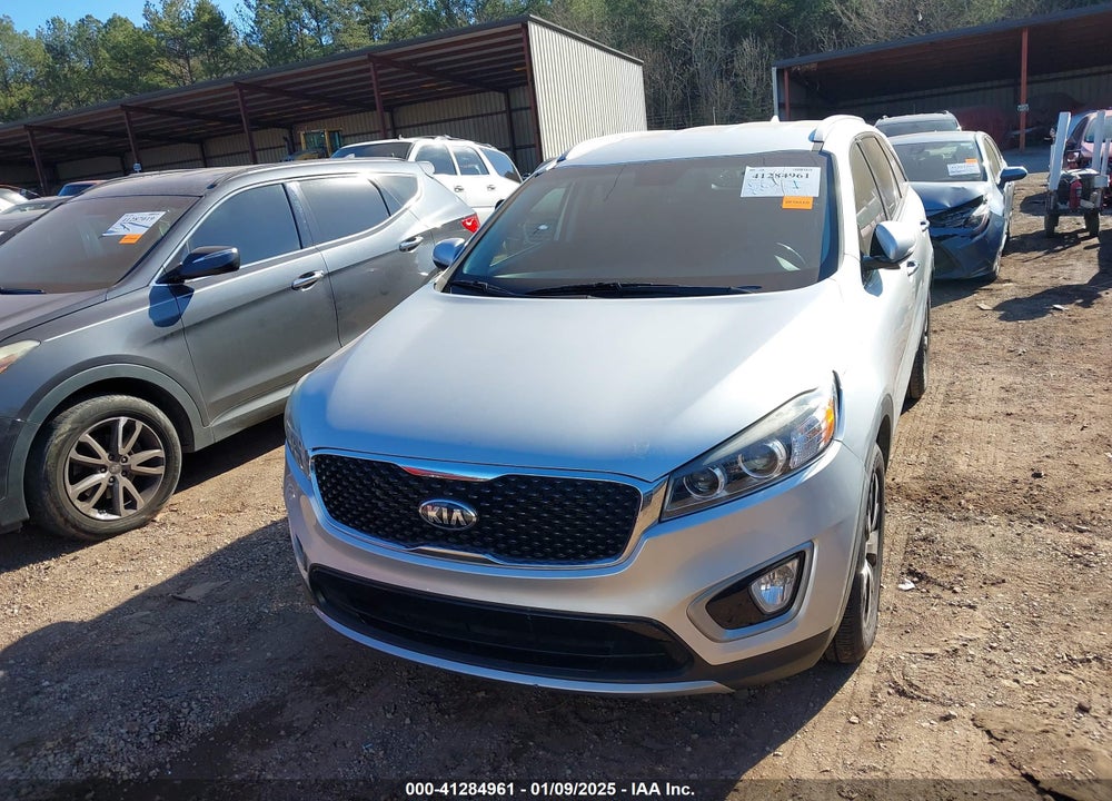 2017 KIA SORENTO 3.3L EX VIN: 5XYPH4A55HG192675