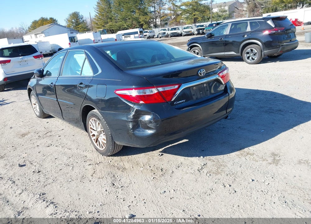2017 TOYOTA CAMRY VIN: 4T1BF1FK7HU343085