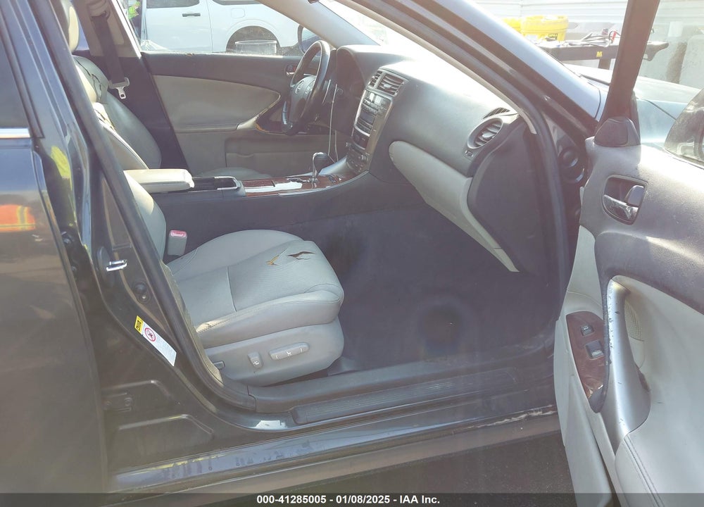 2008 LEXUS IS 250 VIN: JTHBK262785056019
