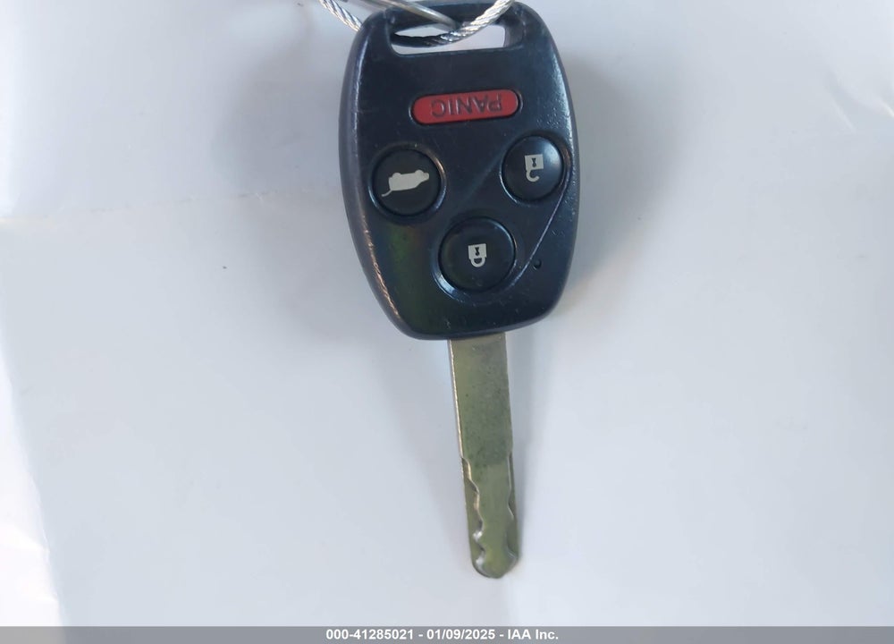 2015 HONDA PILOT LX VIN: 5FNYF4H2XFB016635