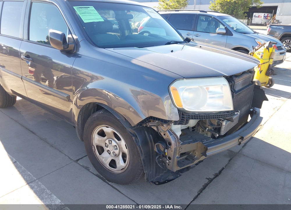 2015 HONDA PILOT LX VIN: 5FNYF4H2XFB016635