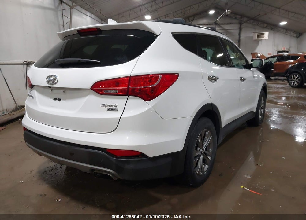 2015 HYUNDAI SANTA FE SPORT 2.4L VIN: 5XYZUDLB8FG238150