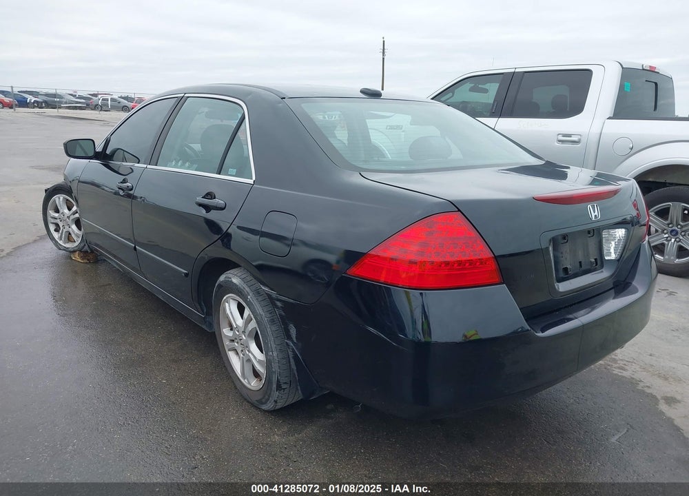2007 HONDA ACCORD 2.4 EX VIN: 1HGCM56877A173614