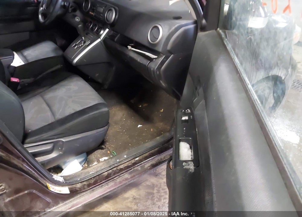 2012 SCION XB VIN: JTLZE4FE9CJ018129