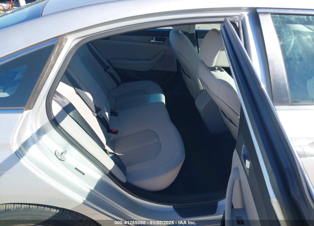 2017 HYUNDAI SONATA VIN: 5NPE24AF4HH492878