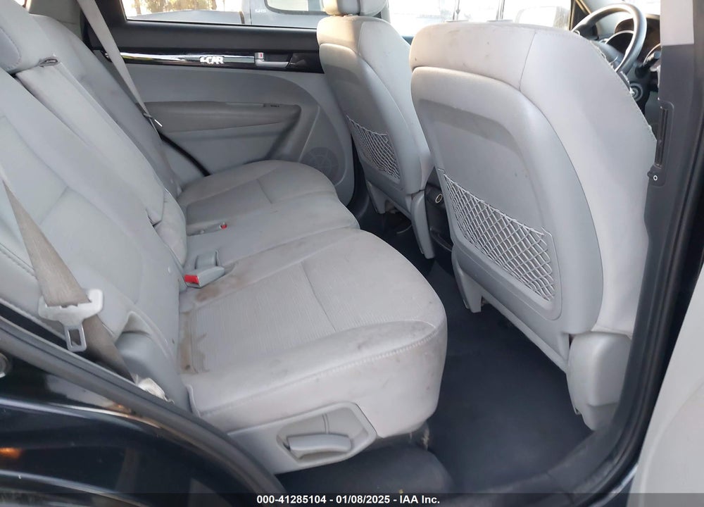 2015 KIA SORENTO LX V6 VIN: 5XYKT4A78FG609729