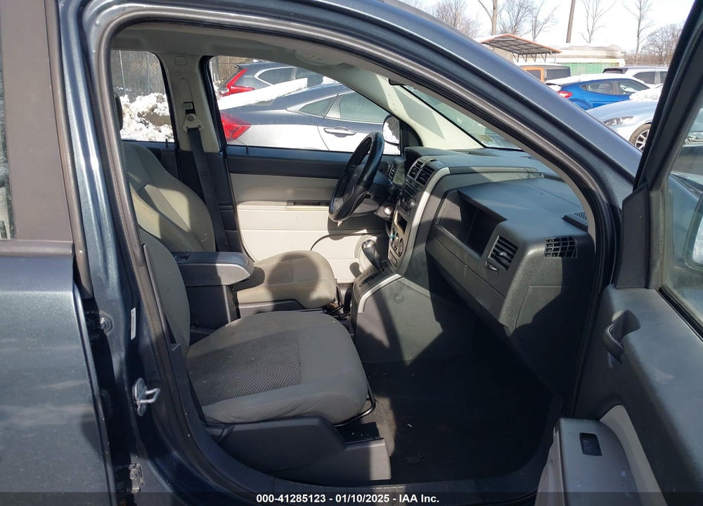 2007 JEEP COMPASS SPORT VIN: 1J8FF47W27D207219