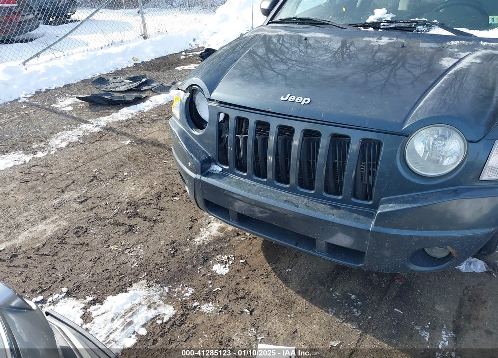 2007 JEEP COMPASS SPORT VIN: 1J8FF47W27D207219