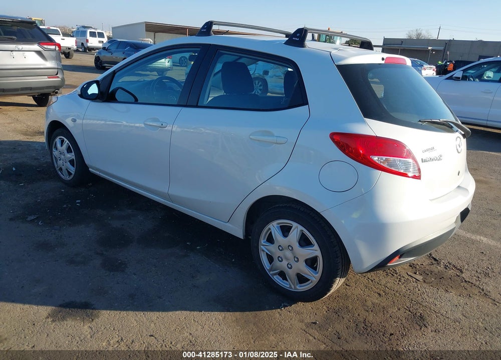 2014 MAZDA MAZDA2 VIN: JM1DE1KZ3E0186094