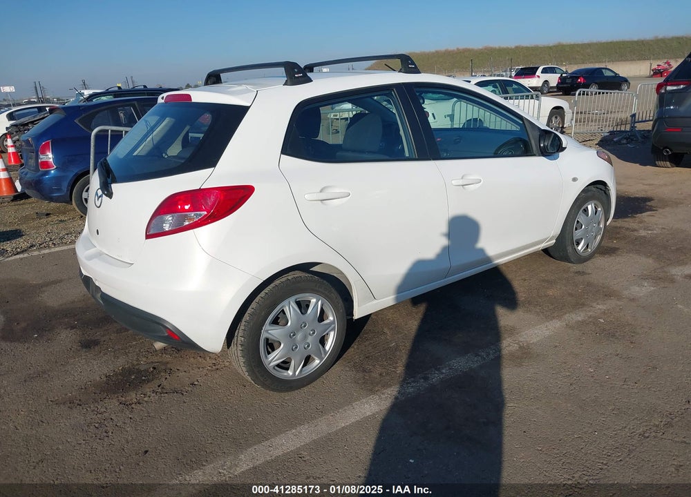 2014 MAZDA MAZDA2 VIN: JM1DE1KZ3E0186094