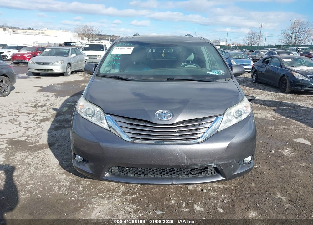 2017 TOYOTA SIENNA XLE LIMITED VIN: 5TDDZ3DC3HS186803