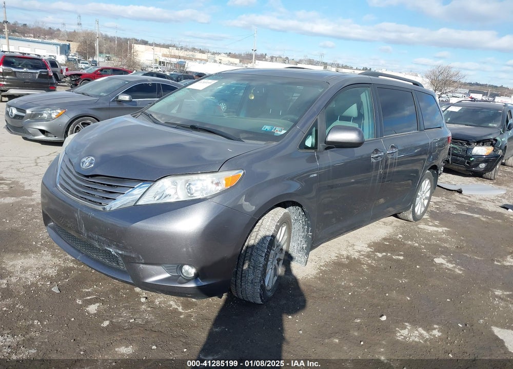 2017 TOYOTA SIENNA XLE LIMITED VIN: 5TDDZ3DC3HS186803