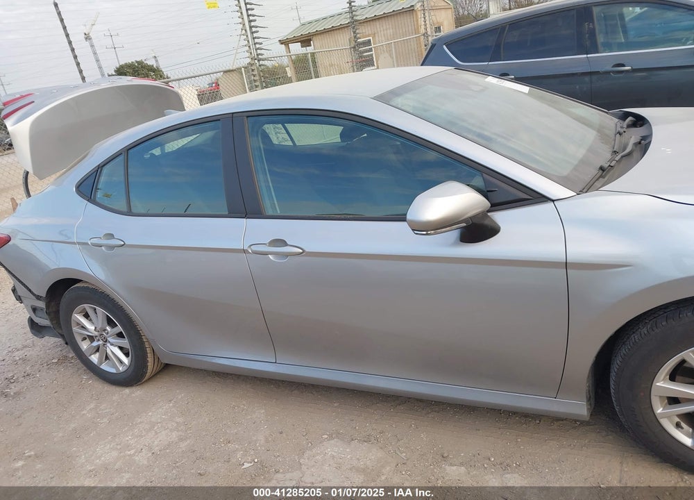 2025 TOYOTA CAMRY LE VIN: 4T1DAACK2SU505952