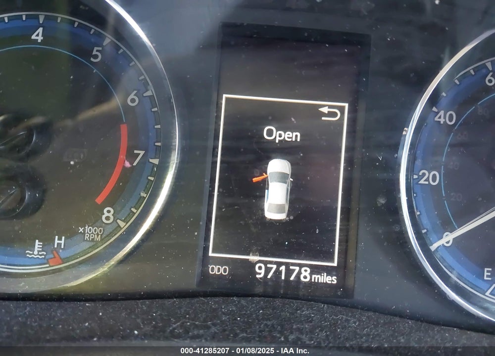 2018 TOYOTA COROLLA VIN: 5YFBURHE6JP775105