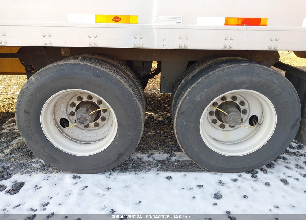 2022 UTILITY TRAILER MFG --- VIN: 1UYVS2532N7415612