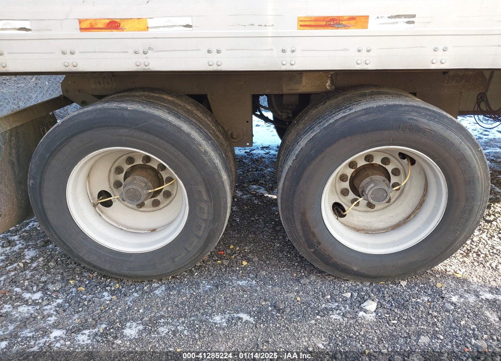 2022 UTILITY TRAILER MFG --- VIN: 1UYVS2532N7415612