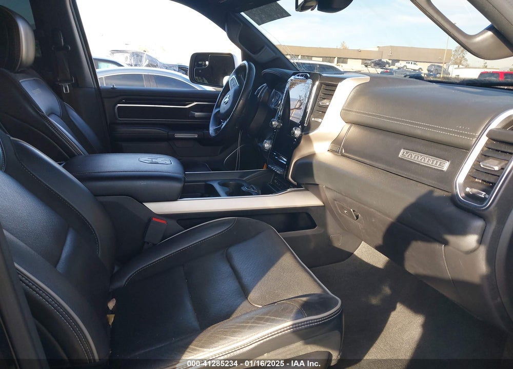2019 RAM 1500 VIN: 1C6RREJT8KN894152