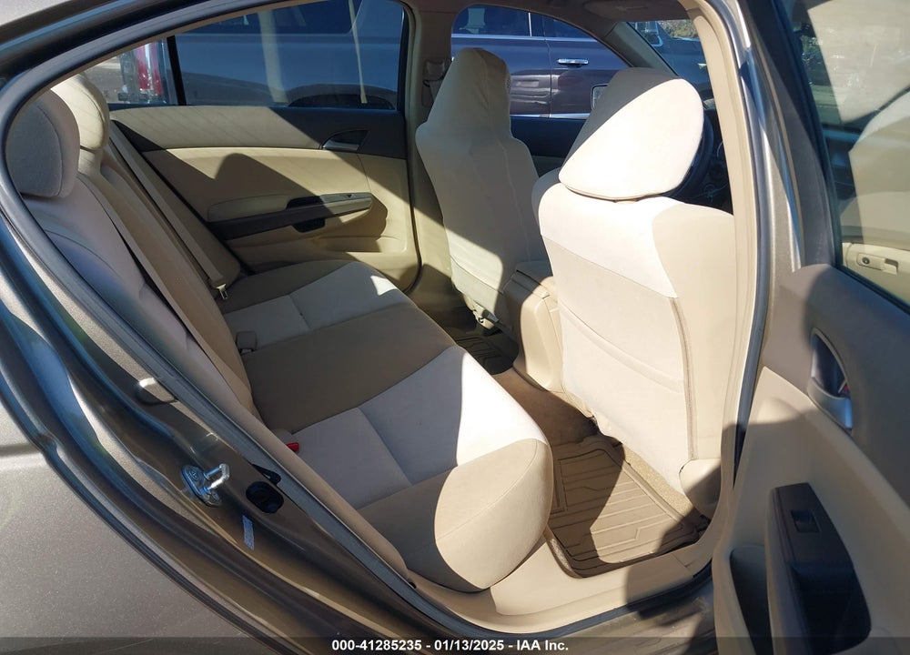 2008 HONDA ACCORD 2.4 LX VIN: 1HGCP26308A141213