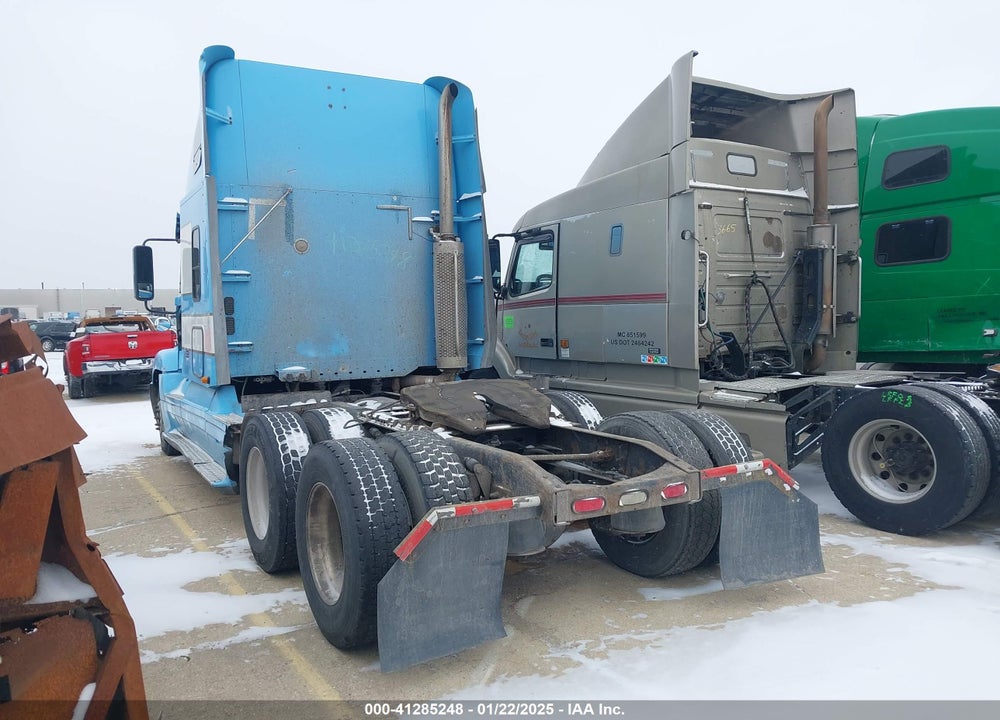 2006 FREIGHTLINER CONVENTIONAL ST120 VIN: 1FUJBBCG46LV26683