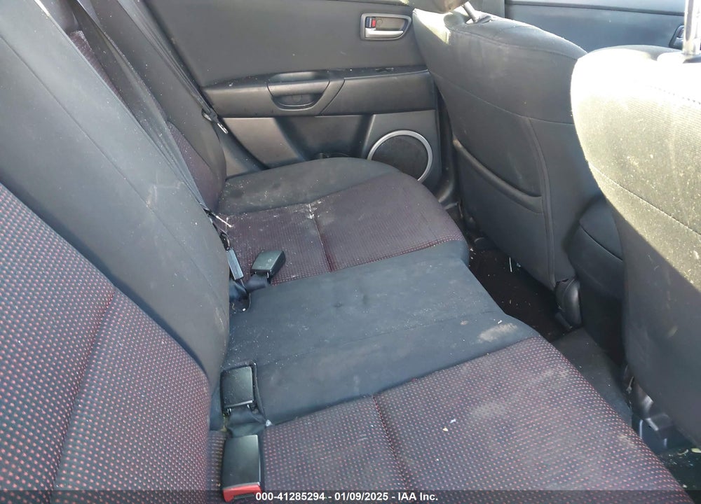 2005 MAZDA 3 S VIN: JM1BK343X51304740