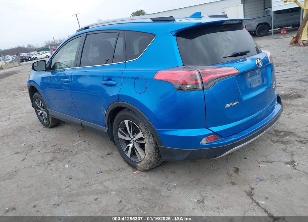2017 TOYOTA RAV4 XLE VIN: JTMRFREV9HJ703228