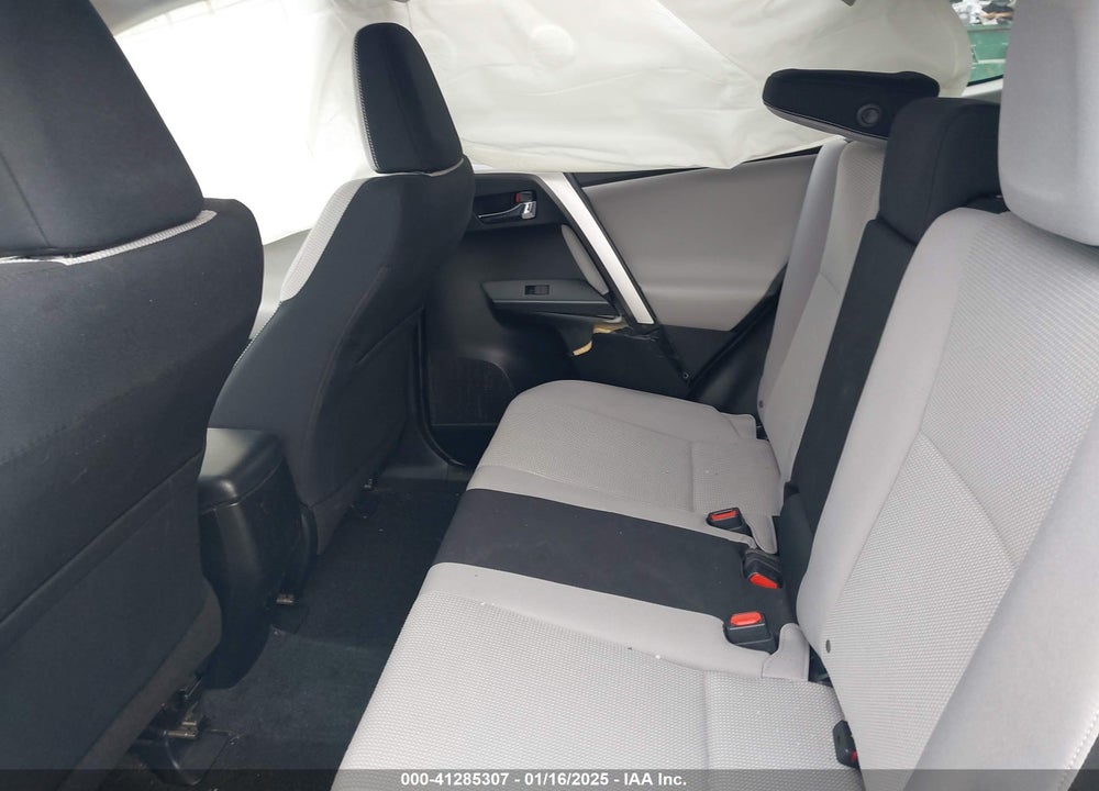 2017 TOYOTA RAV4 XLE VIN: JTMRFREV9HJ703228