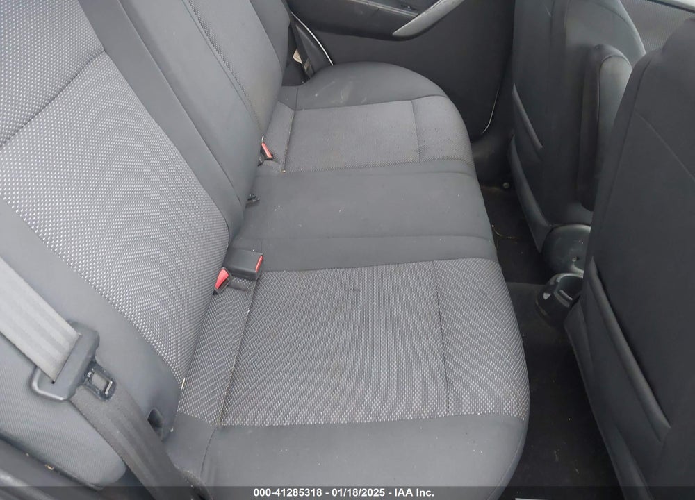 2011 CHEVROLET AVEO VIN: KL1TD5DE5BB201136