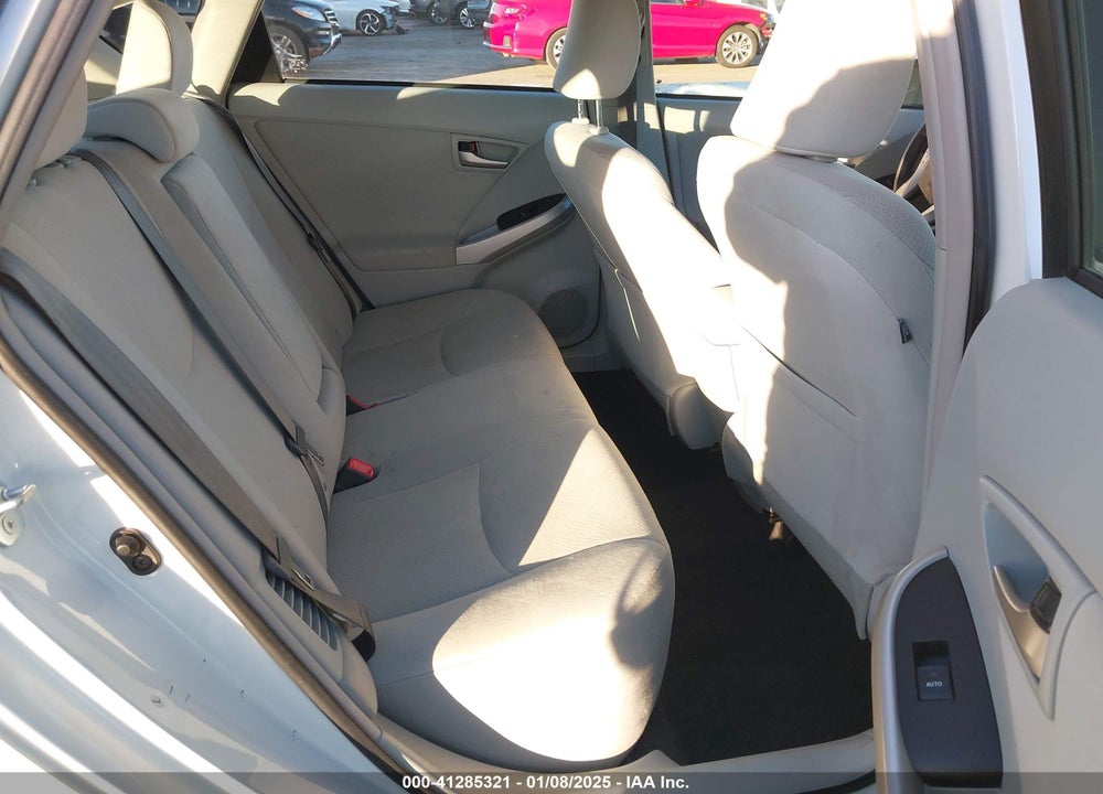 2015 TOYOTA PRIUS TWO VIN: JTDKN3DUXF0462034