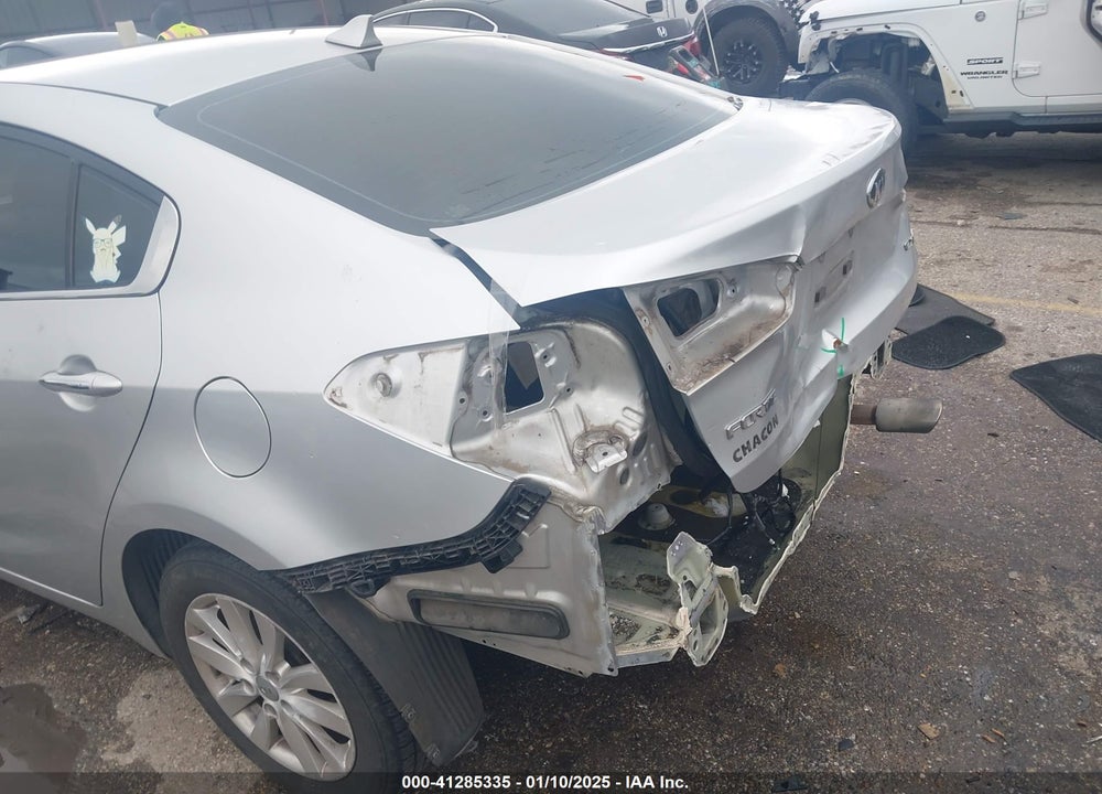 2014 KIA FORTE VIN: KNAFX4A80E5152014