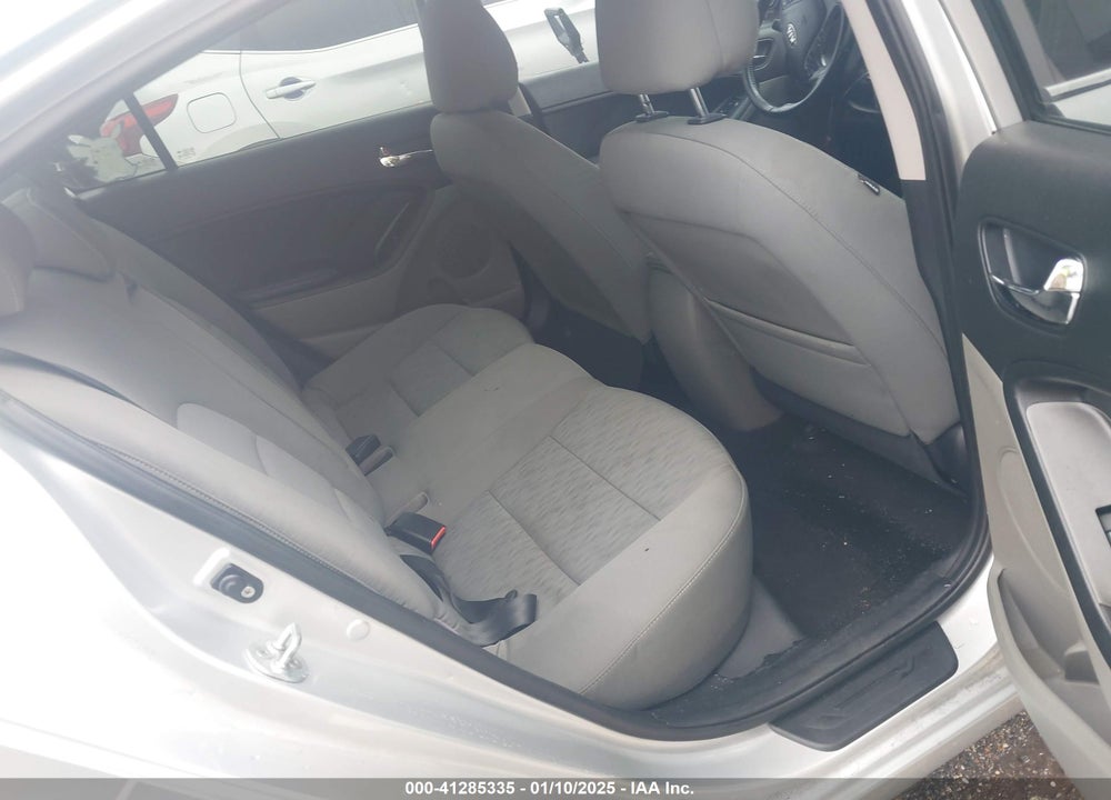 2014 KIA FORTE VIN: KNAFX4A80E5152014