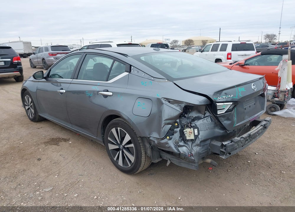 2021 NISSAN ALTIMA VIN: 1N4BL4DV0MN389007