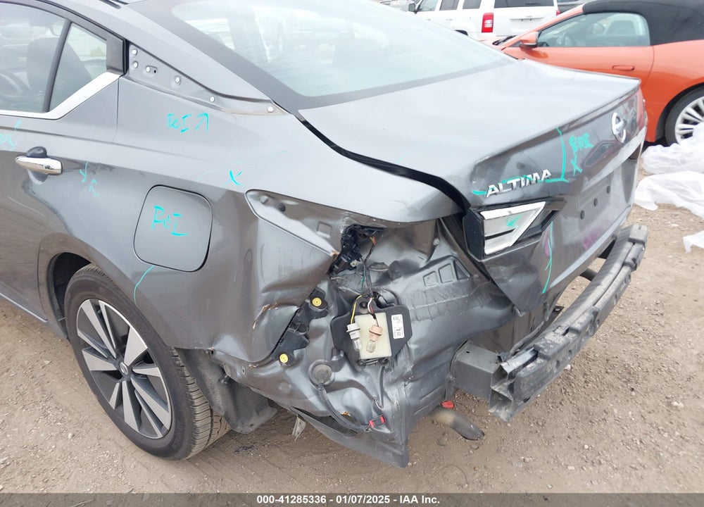 2021 NISSAN ALTIMA VIN: 1N4BL4DV0MN389007