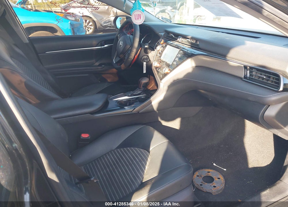 2019 TOYOTA CAMRY VIN: 4T1B11HK5KU212045