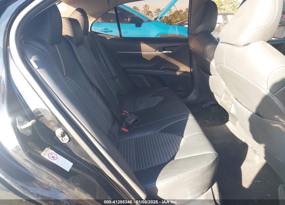 2019 TOYOTA CAMRY VIN: 4T1B11HK5KU212045