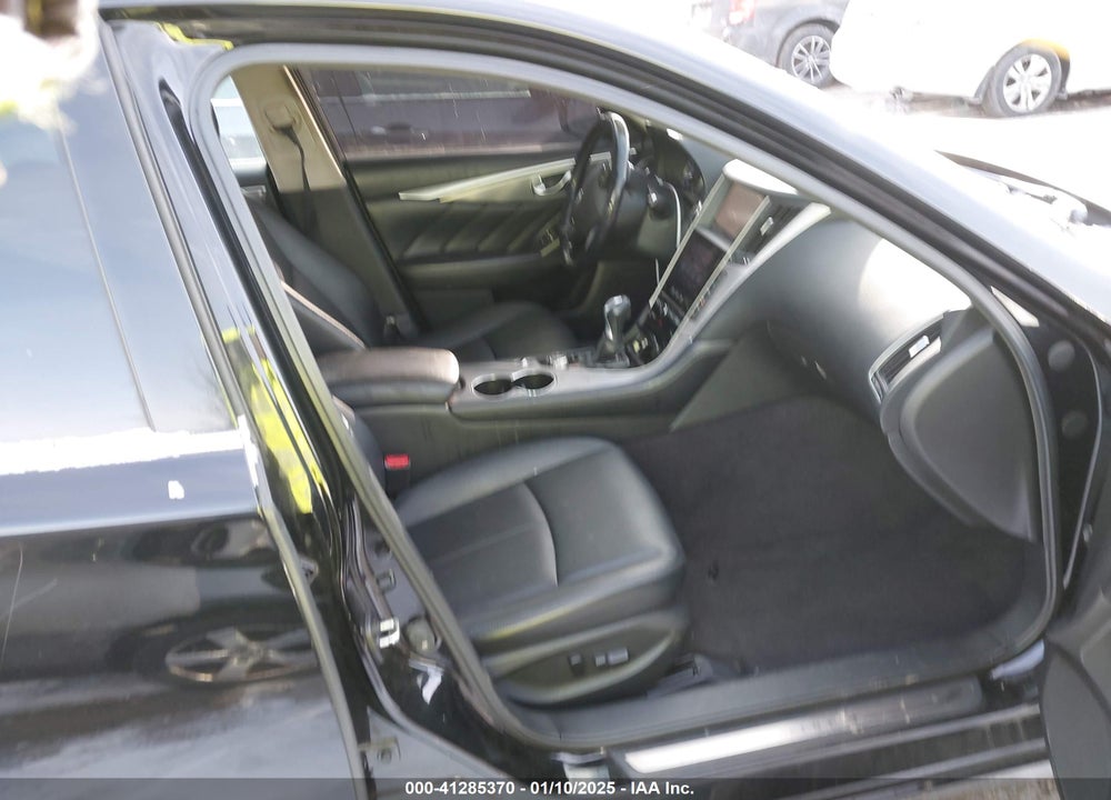 2015 INFINITI Q50 PREMIUM VIN: JN1BV7ARXFM394921