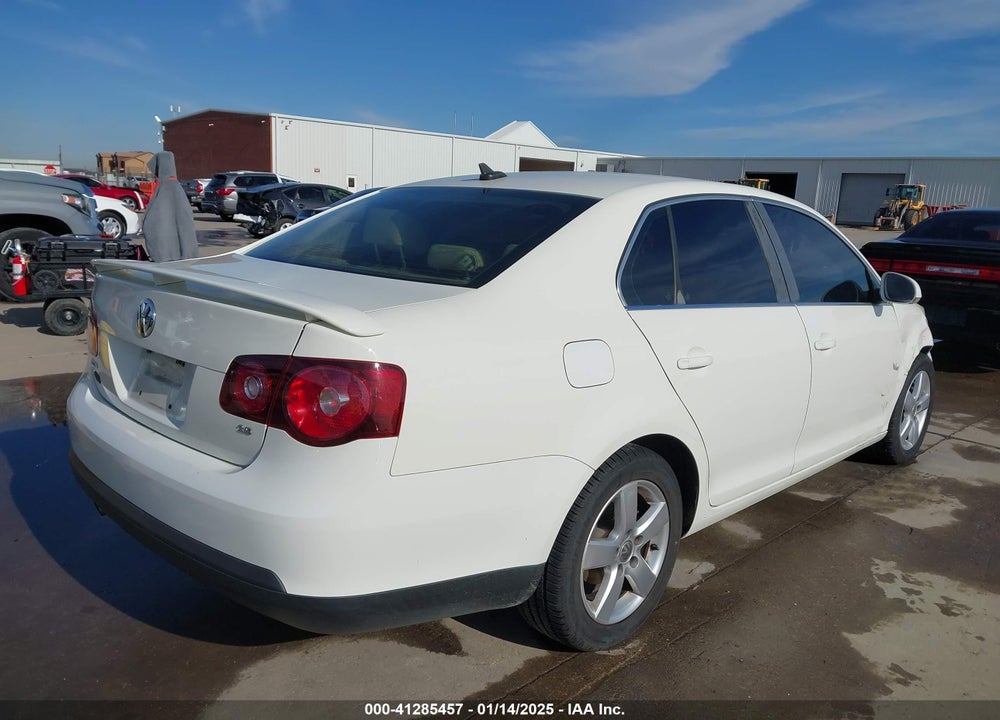 2008 VOLKSWAGEN JETTA SE/SEL VIN: 3VWRM71K38M038008