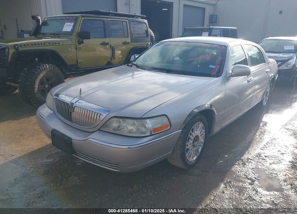 2011 LINCOLN TOWN CAR SIGNATURE LIMITED VIN: 2LNBL8CV1BX761416